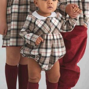 PELELE CUADROS BURBERRY. BABIDU